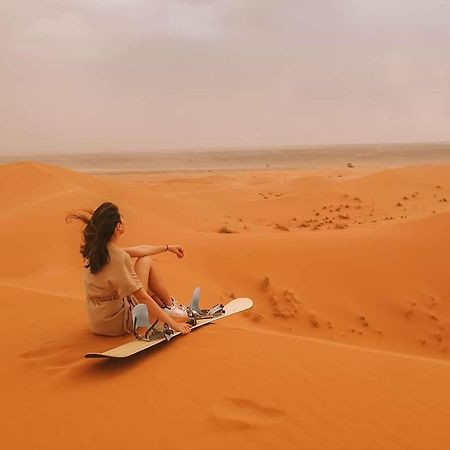 Sahara Luxury Tented Camp Мерцуга Екстериор снимка