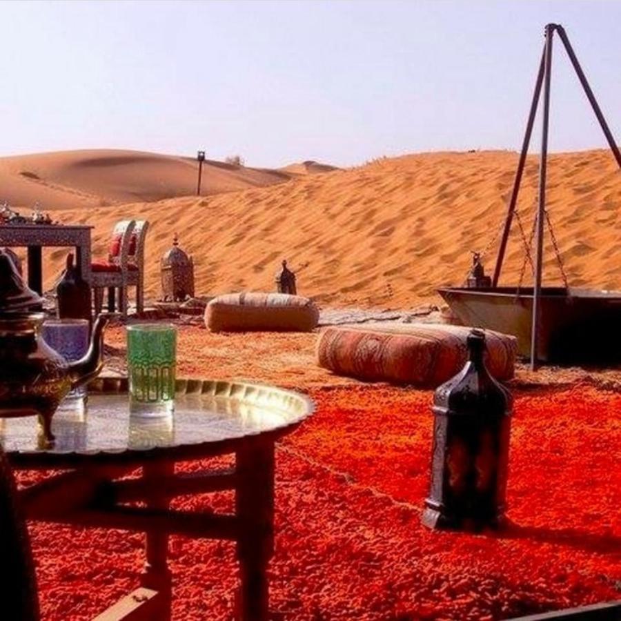 Sahara Luxury Tented Camp Мерцуга Екстериор снимка