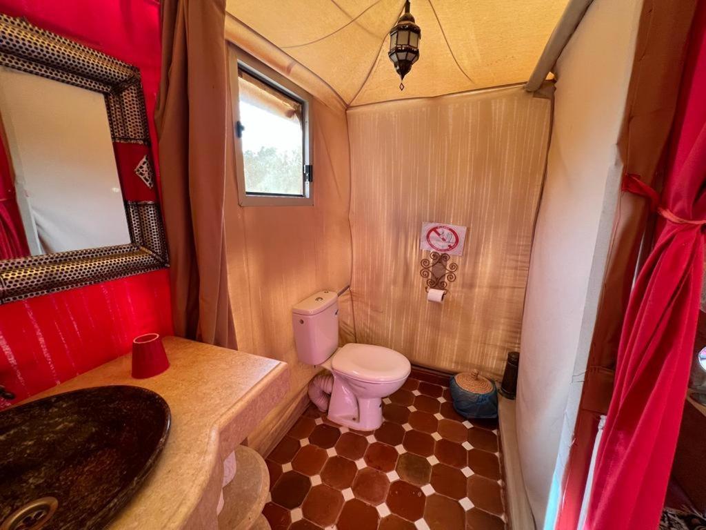 Sahara Luxury Tented Camp Мерцуга Екстериор снимка